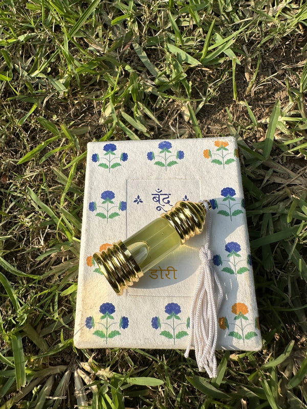 Boond Fragrances बिजली | Bijlee (Sevanti flower)